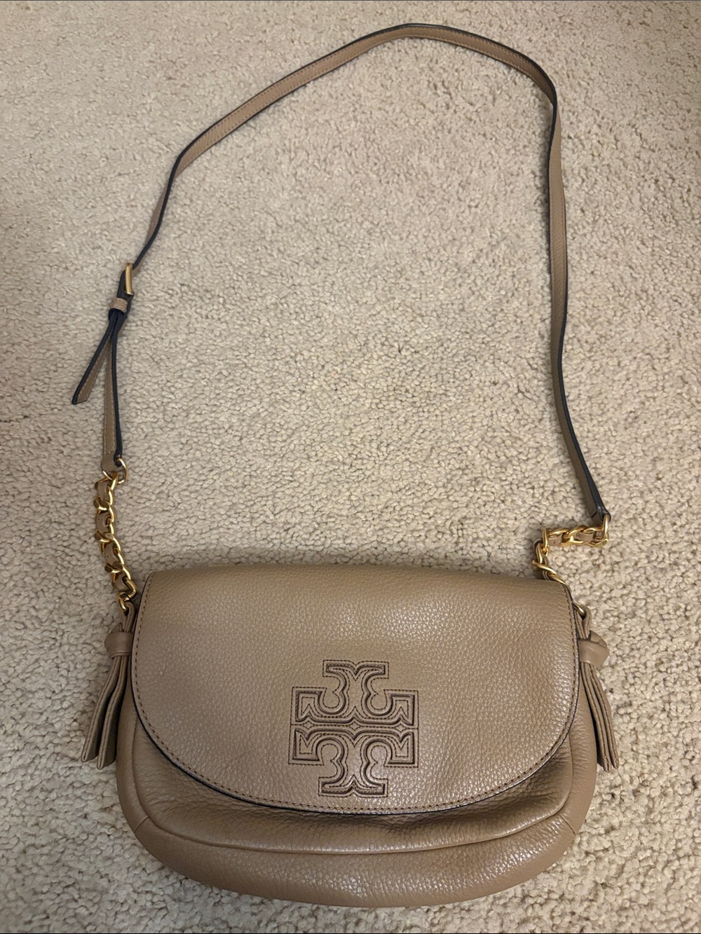 Tory Burch Pebbled Leather Crossbody Bag in Taupe